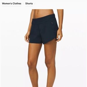 Lulu Lemon Tracker Short 4”